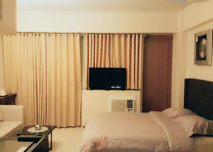 Palm Tree Villas 1